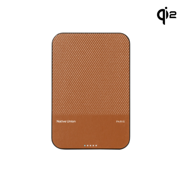 Native Union (Re)Classic Magnetic Powerbank - Qi2 - 5000mAh - Tan
